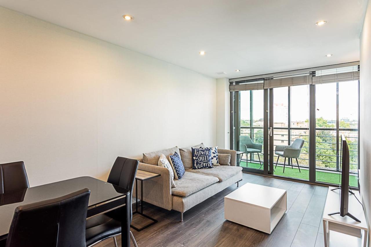 Apartamento Convenient Urban Pad In Paddington Londres Exterior foto